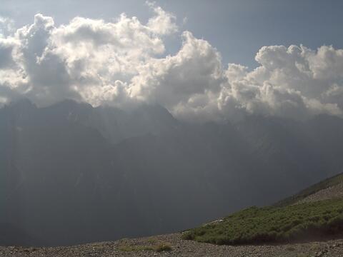蝶ヶ岳ヒュッテ 2025年 2025-08-20 16:00 の同時期の景色
