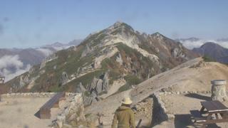 燕山荘 2025年 2025-10-17 08:39 の同時期の景色