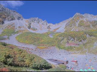 涸沢ヒュッテ 2025年 2025-09-30 09:19 の同時期の景色