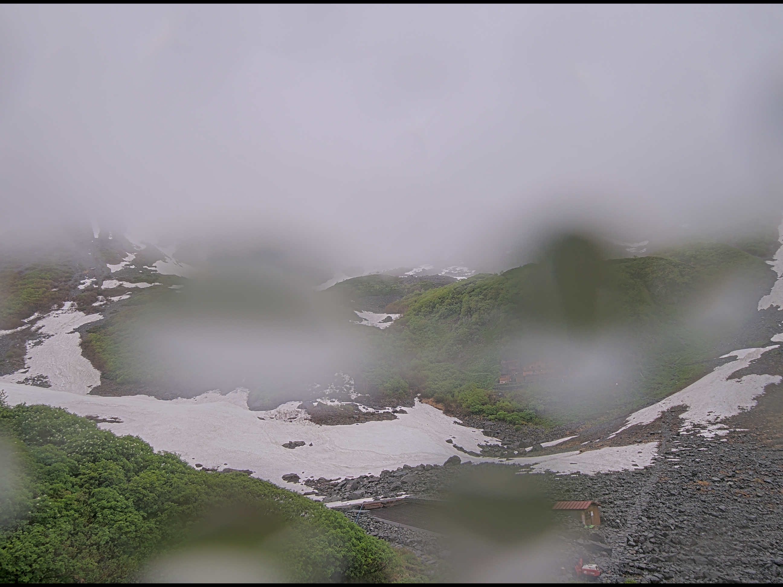 涸沢ヒュッテの北アルプスライブカメラ