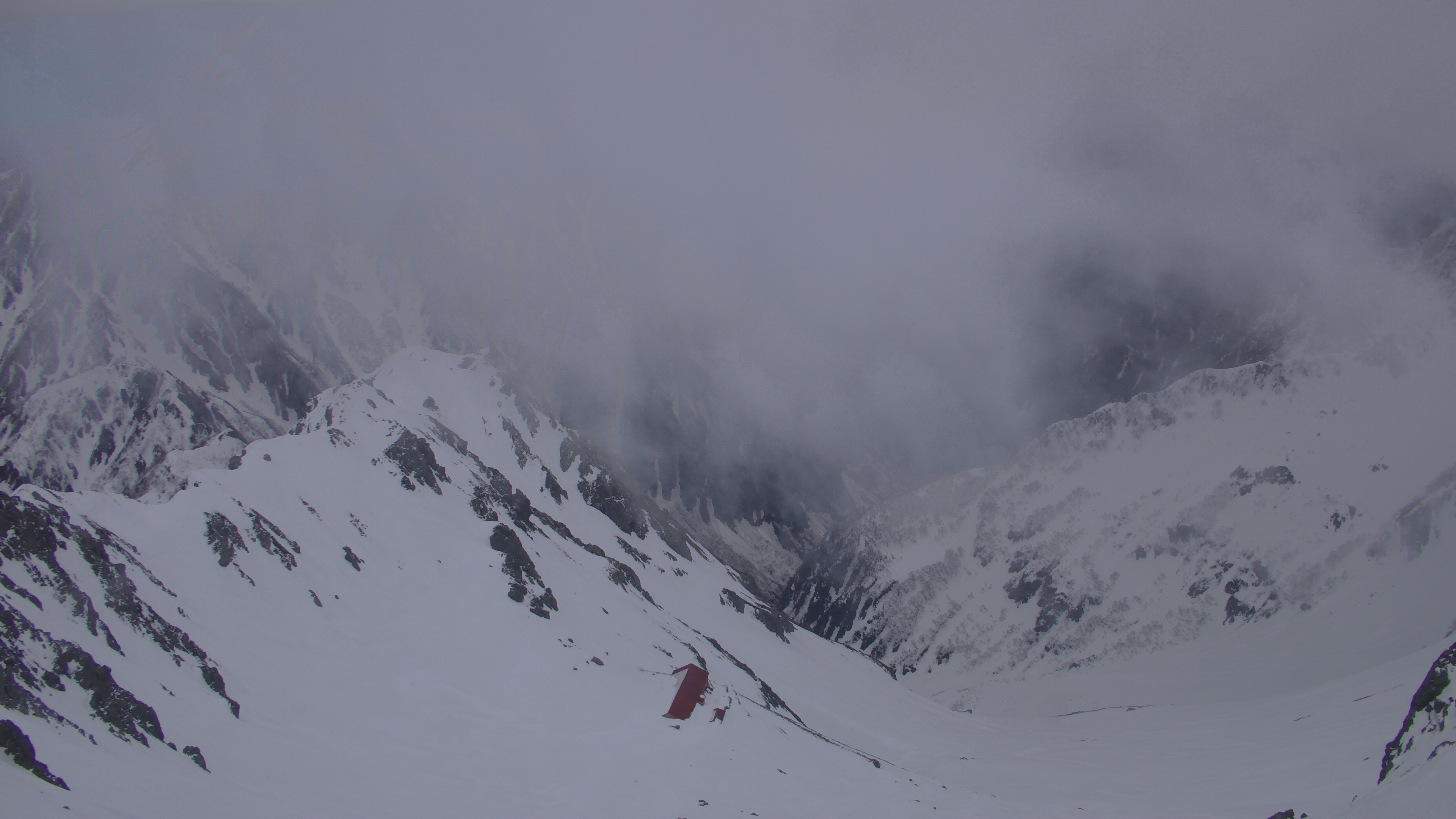 槍ヶ岳山荘東側 のライブカメラ画像