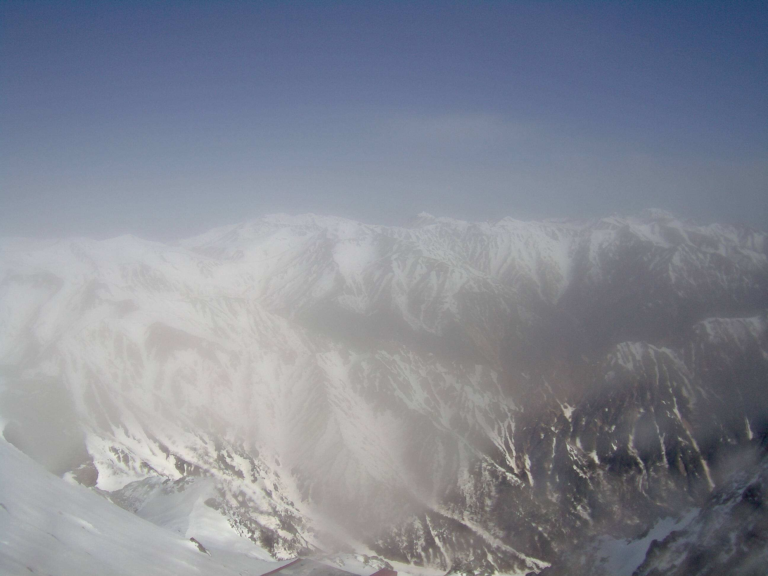 槍ヶ岳山荘北側 のライブカメラ画像