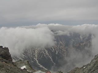 槍ヶ岳山荘北側