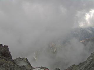 槍ヶ岳山荘北側