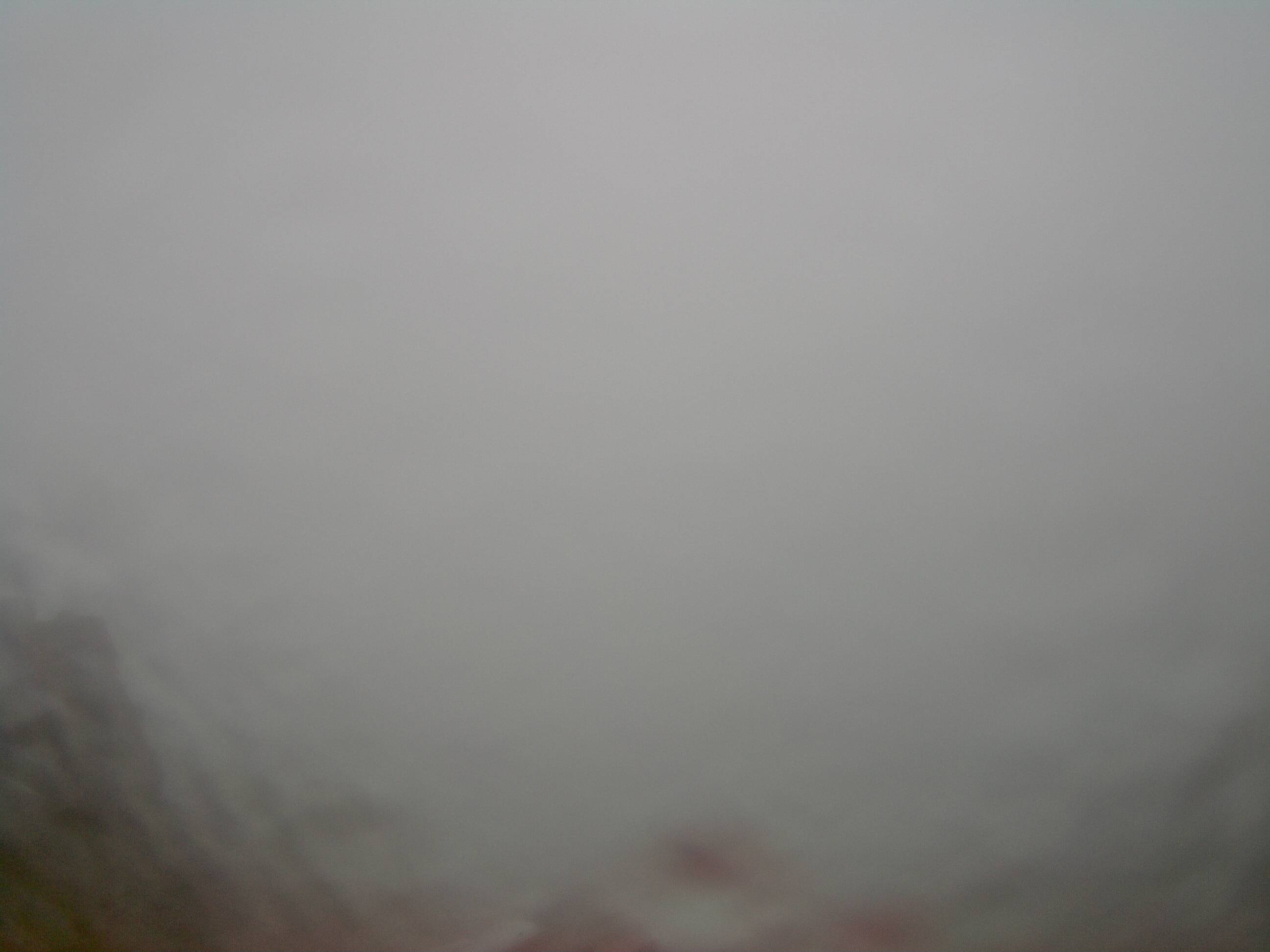 Yarigatake Sanso North Webcam toward Kitakama Ridge at 2026-07-26 09:56: current view, weather, visibility, wind, and snow around Kitakama Ridge